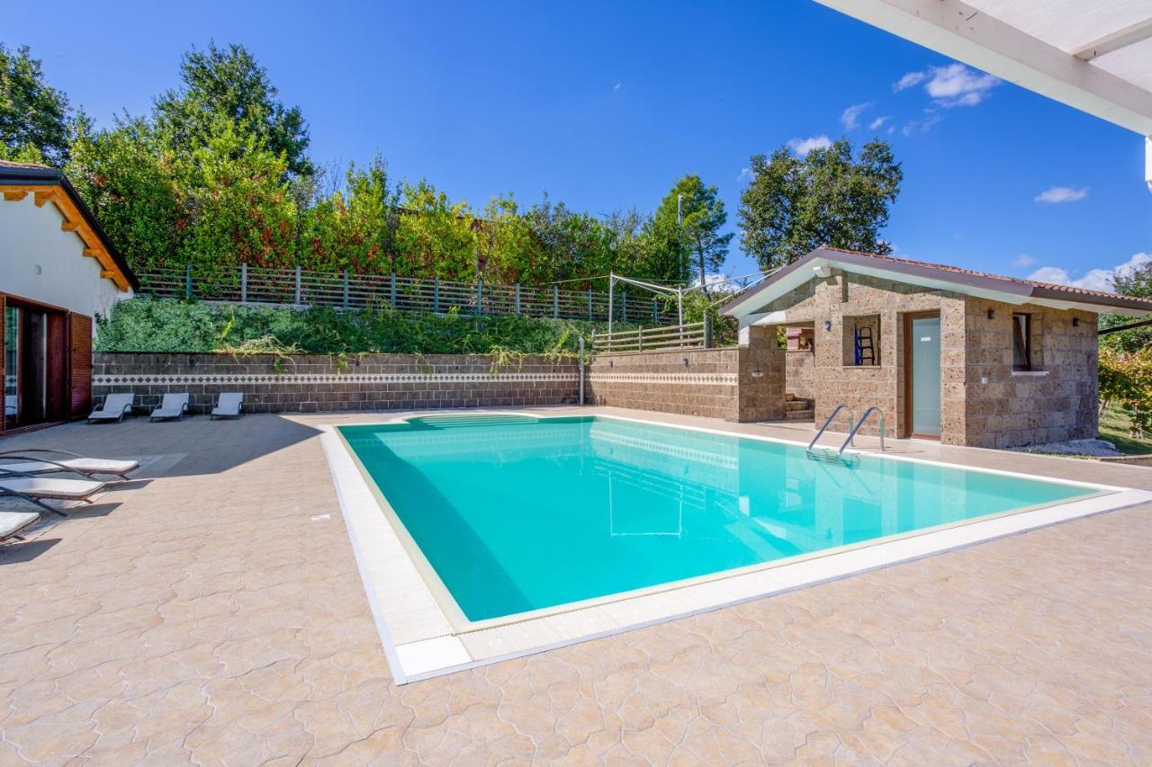 Villa Santoro Ai Tre Ulivi Con Piscina Privata Caiazzo Exterior foto
