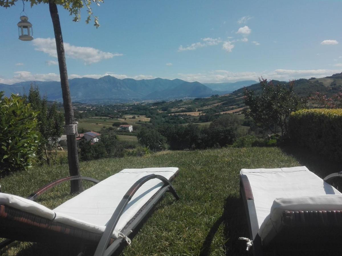 Villa Santoro Ai Tre Ulivi Con Piscina Privata Caiazzo Exterior foto