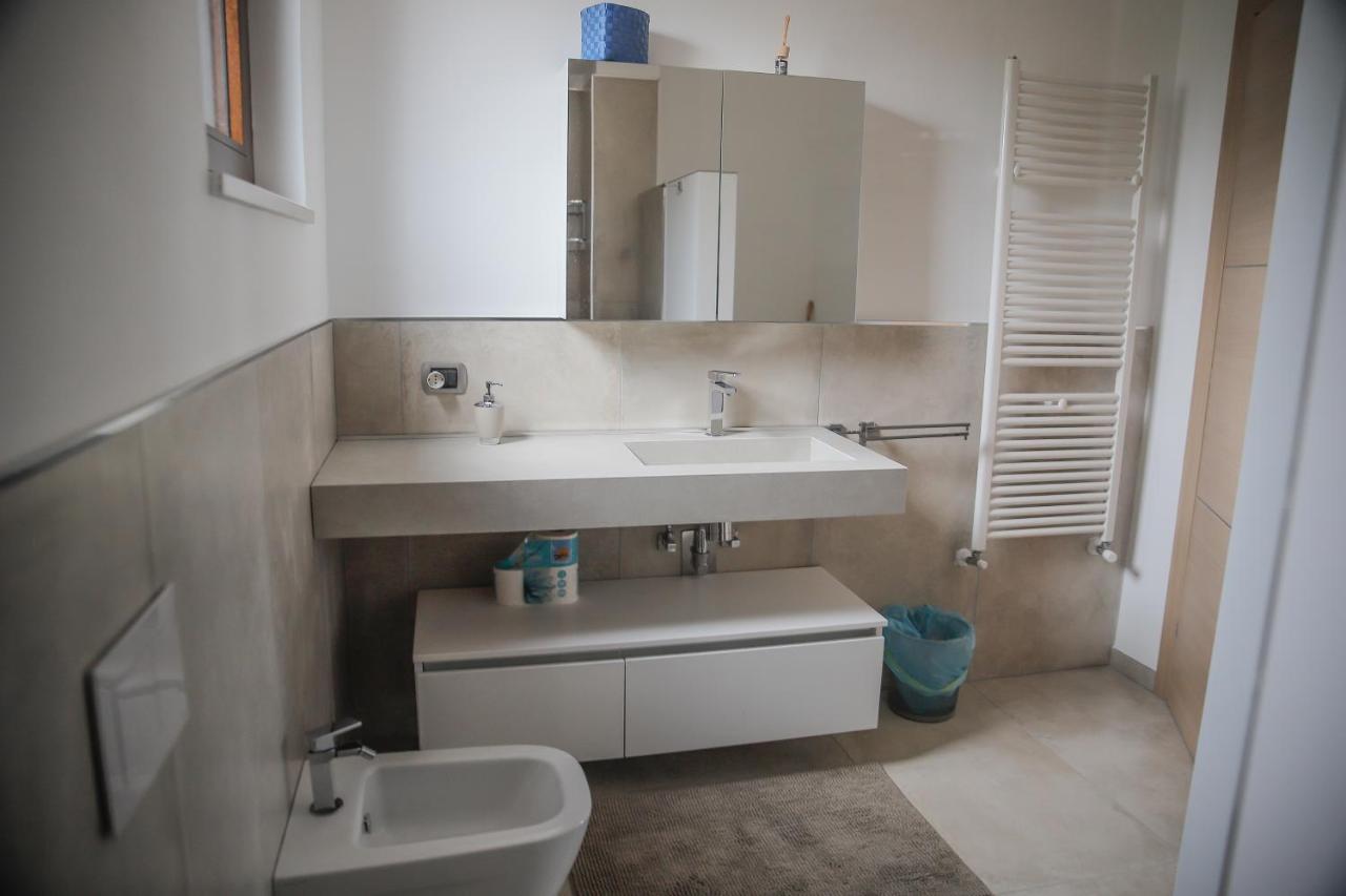 Villa Santoro Ai Tre Ulivi Con Piscina Privata Caiazzo Exterior foto